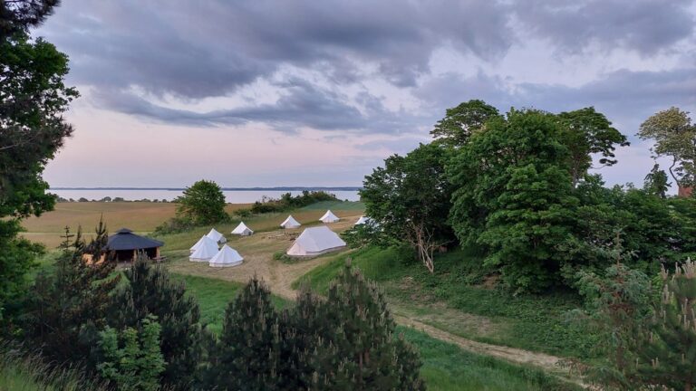 Read more about the article Lovsangsretræte